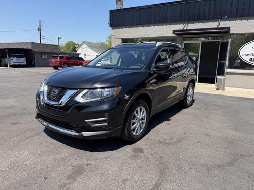 Magnetic Black Pearl 2019 Nissan Rogue SV