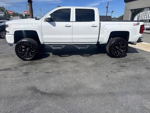 2018 Chevrolet Silverado 1500 2LT