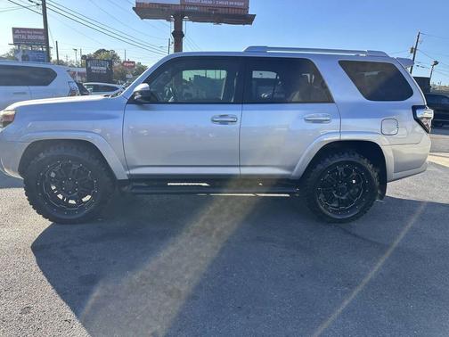 2016 Toyota 4Runner SR5