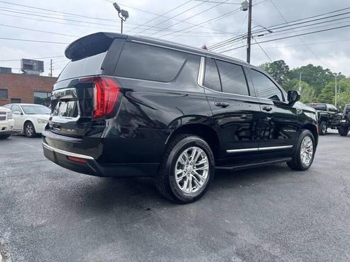 2021 GMC Yukon SLT