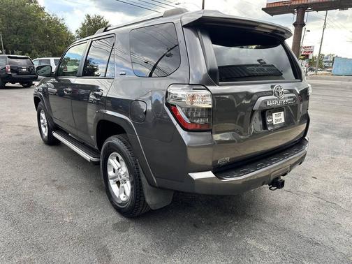 2019 Toyota 4Runner SR5