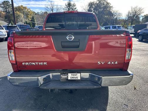 2016 Nissan Frontier SV