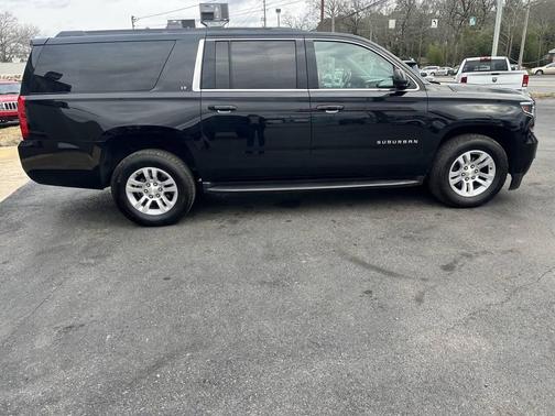 2018 Chevrolet Suburban LT