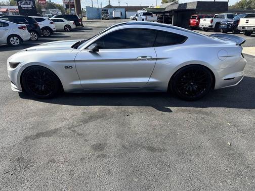 2017 Ford Mustang GT