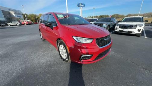 2025 Chrysler Pacifica L