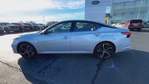 2024 Nissan Altima SR FWD