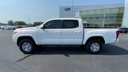 Photo 5 of 27 of 2019 Toyota Tacoma SR