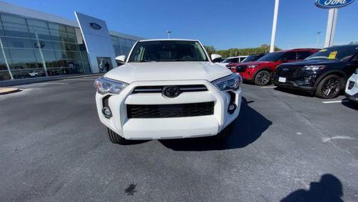 2022 Toyota 4Runner SR5
