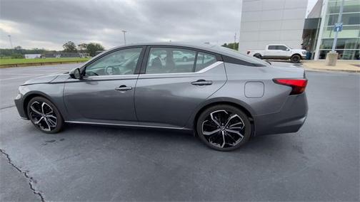 2023 Nissan Altima SR FWD