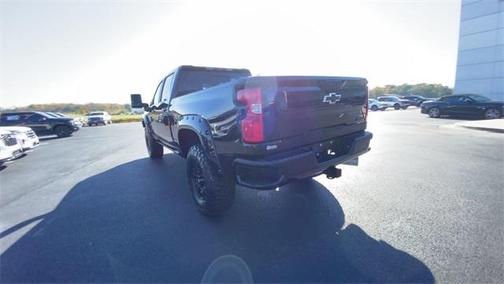 2024 Chevrolet Silverado 2500 4WD Crew Cab Standard Bed ZR2