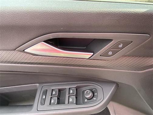 2024 Volkswagen Golf R 2.0T Manual