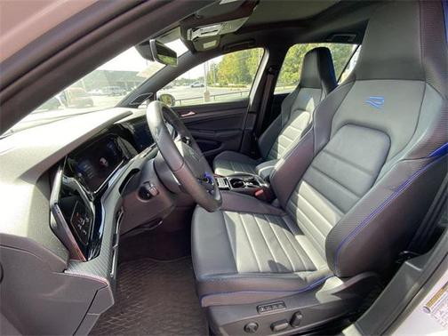 2024 Volkswagen Golf R 2.0T Manual