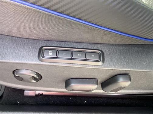 2024 Volkswagen Golf R 2.0T Manual