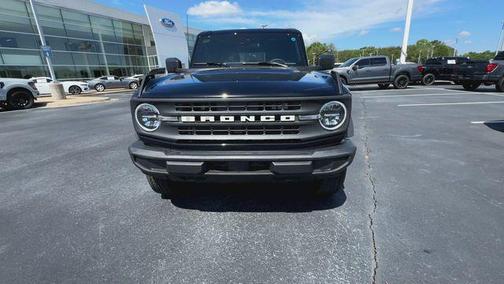 SHADOW BLACK 2026 Ford Bronco Big Bend