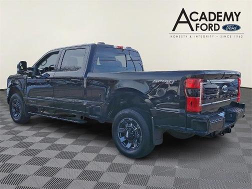2023 Ford F-250 LARIAT