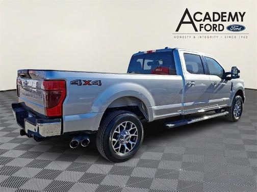 2020 Ford F-350 LARIAT SUPER DUTY