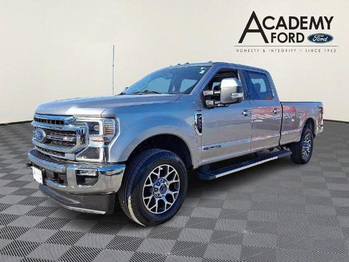 2020 Ford F-350 LARIAT SUPER DUTY