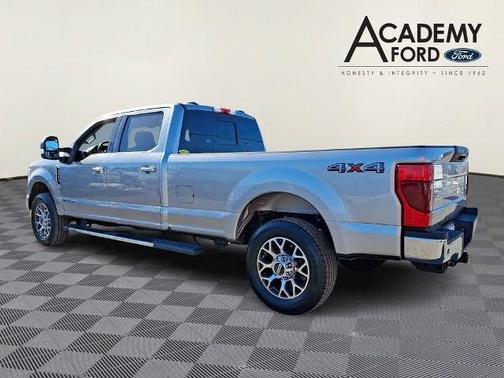 2020 Ford F-350 LARIAT SUPER DUTY