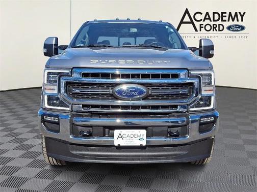 2020 Ford F-350 LARIAT SUPER DUTY