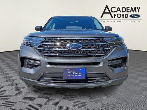 CARBONIZED GRAY METALLIC 2023 Ford Explorer XLT