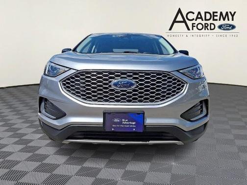 ICONIC SILVER 2024 Ford Edge SEL