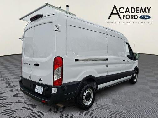 2023 Ford Transit-250 BASE