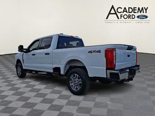 2025 Ford F-250 XLT