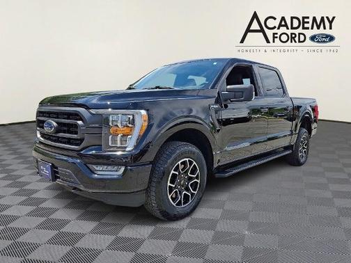 AGATE BLACK METALLIC 2023 Ford F-150 XLT