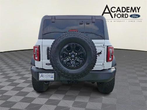 2022 Ford Bronco WILDTRAK