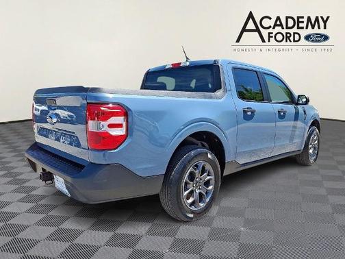 AZURE GRAY METALLIC TC 2024 Ford Maverick XLT