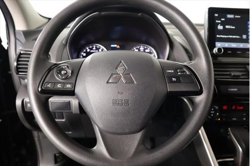 2024 Mitsubishi Eclipse Cross LE