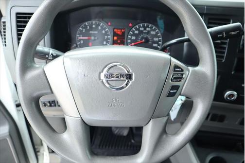 2017 Nissan NV Cargo NV2500 HD S V6