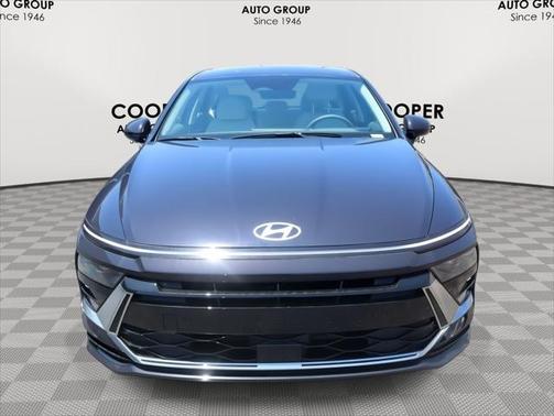 2025 Hyundai SONATA Hybrid SE