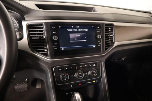 2021 Volkswagen Atlas 3.6L SE w/Technology