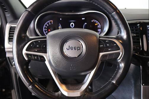 2022 Jeep Grand Cherokee Laredo