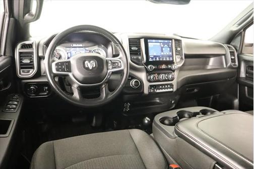 2023 RAM 2500 Tradesman Crew Cab 4x4 6'4' Box