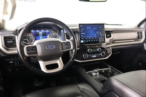 2022 Ford Expedition Max XLT