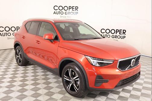 2023 Volvo XC40 B5 Core