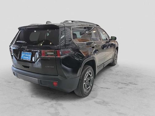 2026 Jeep Cherokee LAREDO/LIMITED