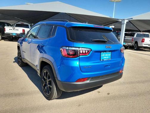 2026 Jeep Compass Latitude