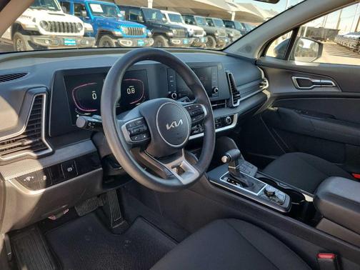 2024 Kia Sportage LX