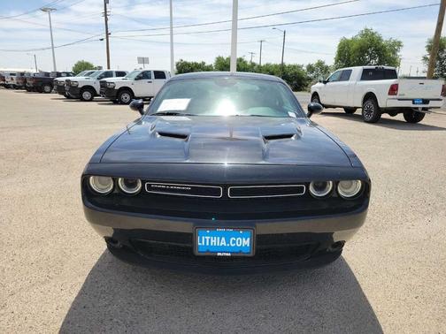 2023 Dodge Challenger SXT