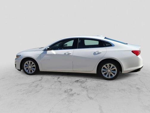 Summit White 2024 Chevrolet Malibu LT
