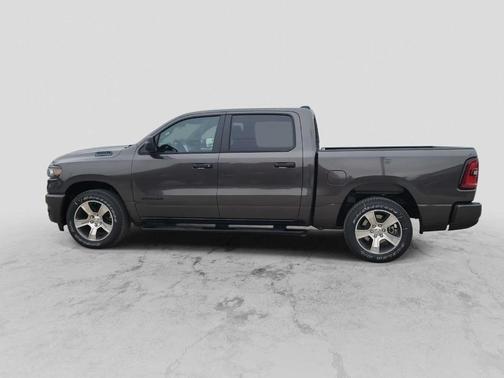 Granite Crystal Clearcoat Metallic 2026 RAM 1500 Express