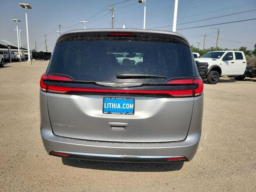 2021 Chrysler Pacifica Touring-L