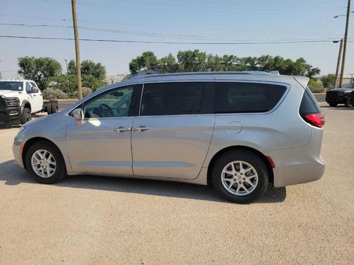2021 Chrysler Pacifica Touring-L
