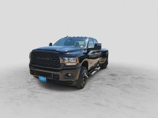 Diamond Black 2024 RAM 3500 Big Horn