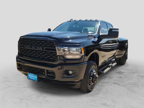 Diamond Black 2024 RAM 3500 Big Horn