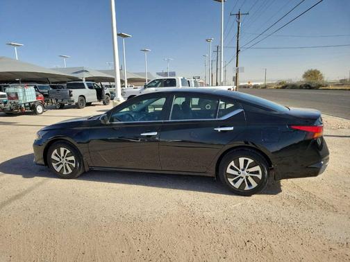 2023 Nissan Altima 2.5 S