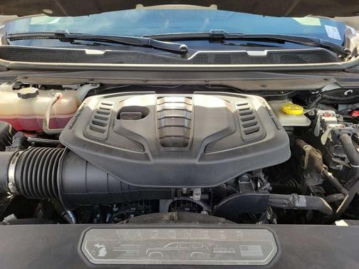 Bright White Clearcoat 2024 Jeep Wagoneer L Series II